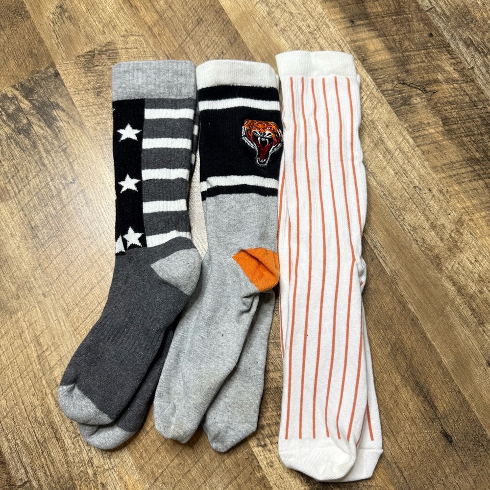 Black and Gray Casual Crew Socks Set
